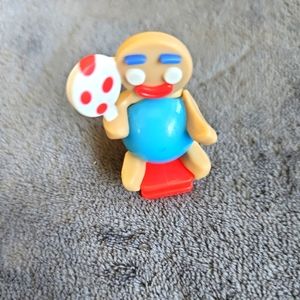 4/20 Kinder Surprise Kinder Christmas Joy 2019 Gingerbread Man Figure